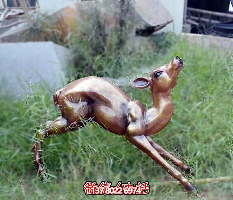 玻璃钢仿铜奔跑的鹿雕塑