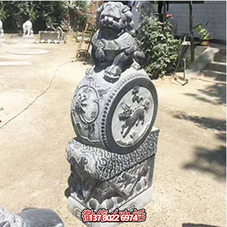 青石仿古大门门口镇宅狮子抱鼓石雕塑