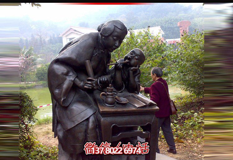 公园铜雕老奶奶喝茶的人物景观茶雕塑 公园铜雕老奶奶喝茶的人物景观茶雕塑