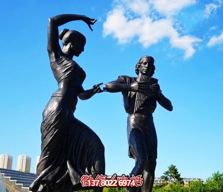 广场西方人物跳舞玻璃钢仿铜雕塑 广场西方人物跳舞玻璃钢仿铜雕塑