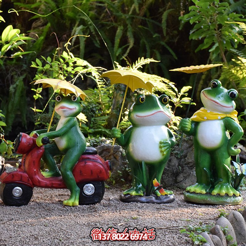 校园三只创意玻璃钢青蛙雕塑