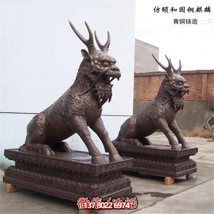 景区摆放青铜铸造大型麒麟神兽雕像