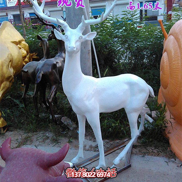 花园装饰摆件不锈钢梅花鹿长颈鹿仿真小鹿玻璃钢动物鹿雕塑
