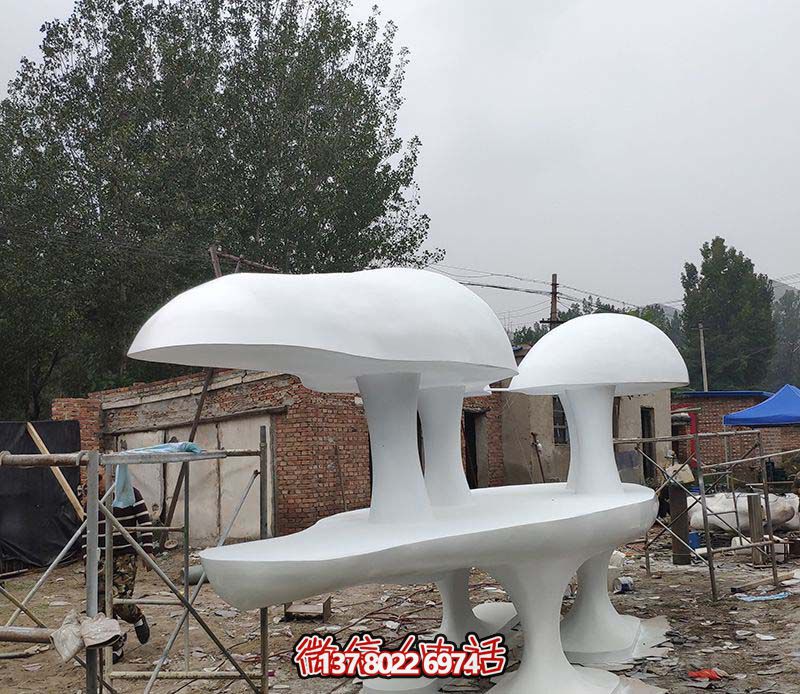 大理石公园蘑菇云朵雕塑 大理石公园蘑菇云朵雕塑