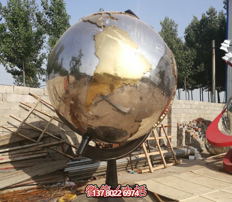 公园广场镜面不锈钢创意铁球地球仪雕塑 公园广场镜面不锈钢创意铁球地球仪雕塑