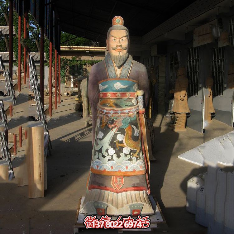 广场园林玻璃钢彩绘秦始皇塑像