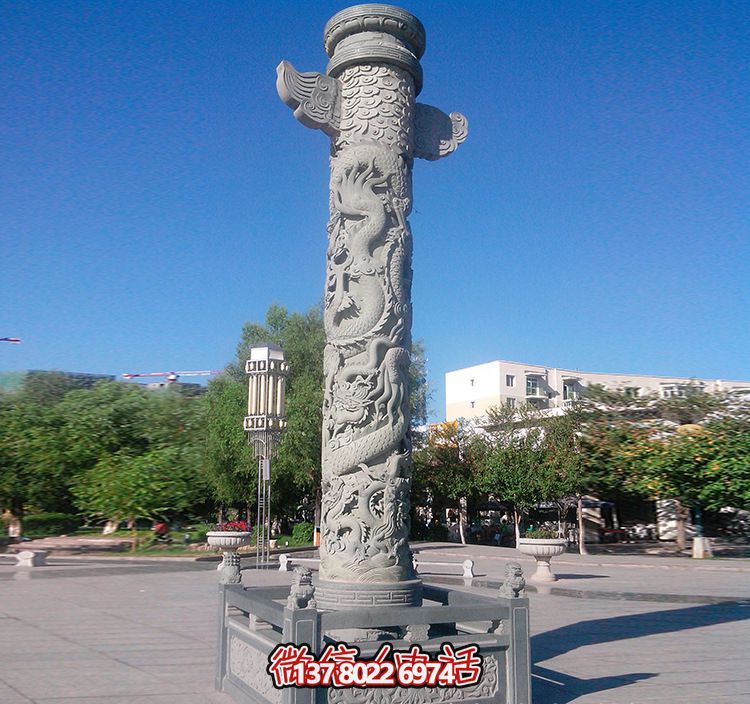 广场华表柱青石围栏雕塑 广场华表柱青石围栏雕塑