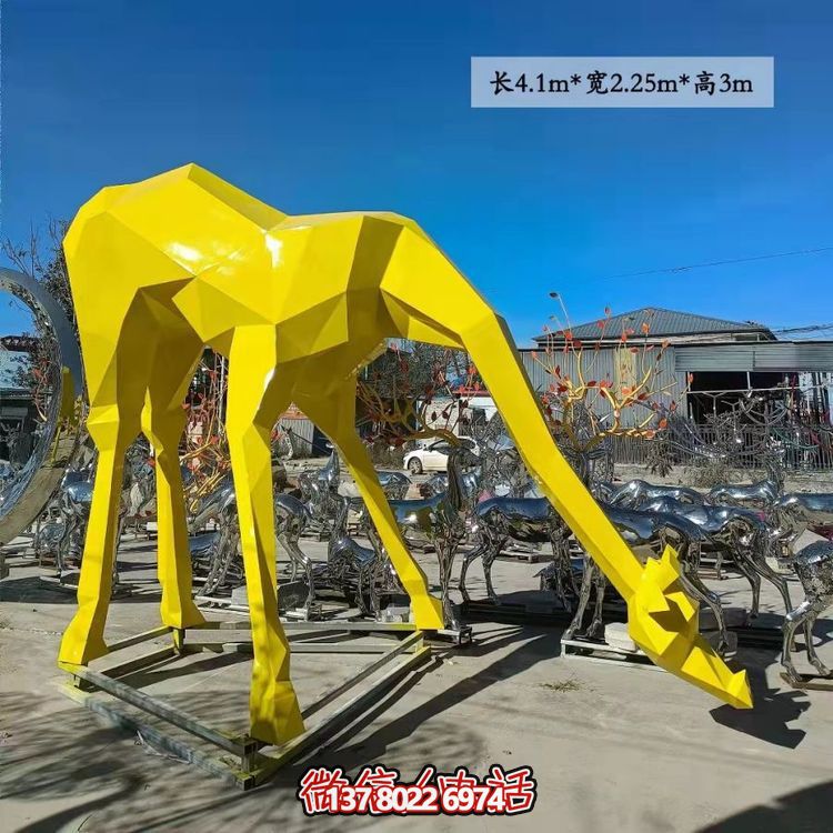 户外园林大型抽象动物几何长颈鹿