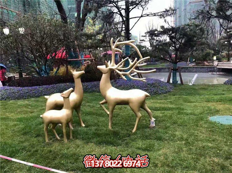 玻璃钢动物雕塑鹿户外公园绿地摆件