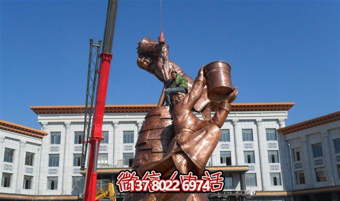 广场美女跳舞景观玻璃钢仿铜雕塑 广场美女跳舞景观玻璃钢仿铜雕塑