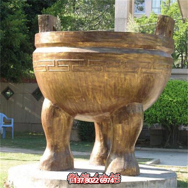 户外大型铸铜喷金鼎雕塑