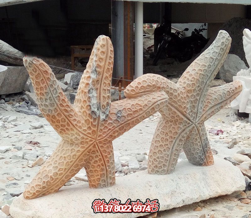 街道边摆放的手拉手花岗岩石雕创意海星雕塑 街道边摆放的手拉手花岗岩石雕创意海星雕塑