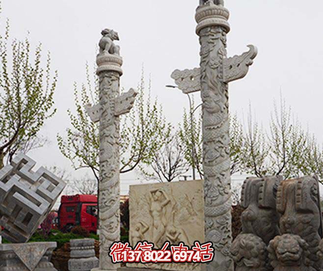 广场景观盘龙柱石雕 广场景观盘龙柱石雕