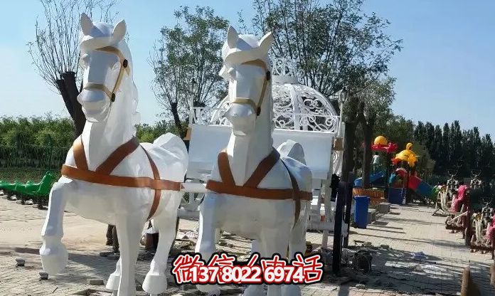 儿童学校游乐场镂空不锈钢马车雕塑 儿童学校游乐场镂空不锈钢马车雕塑