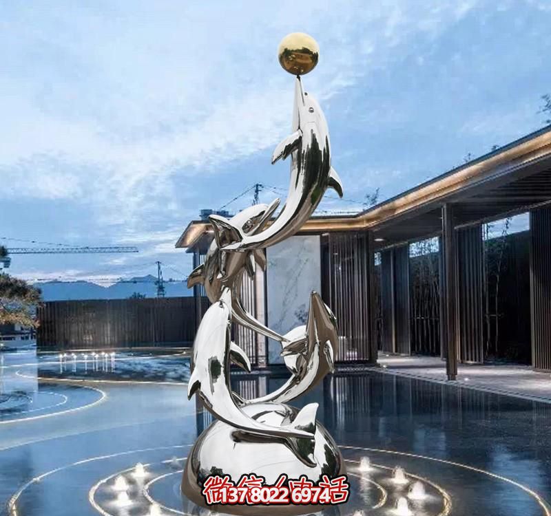 度假酒店中四只镜面不锈钢海豚雕塑 度假酒店中四只镜面不锈钢海豚雕塑