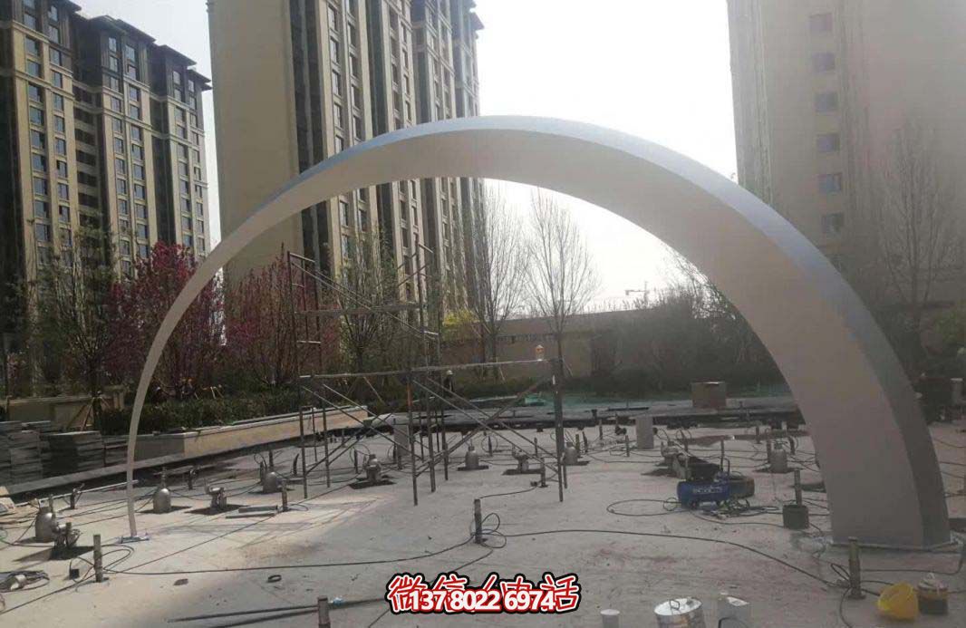 简约不锈钢小区拱门雕塑 简约不锈钢小区拱门雕塑