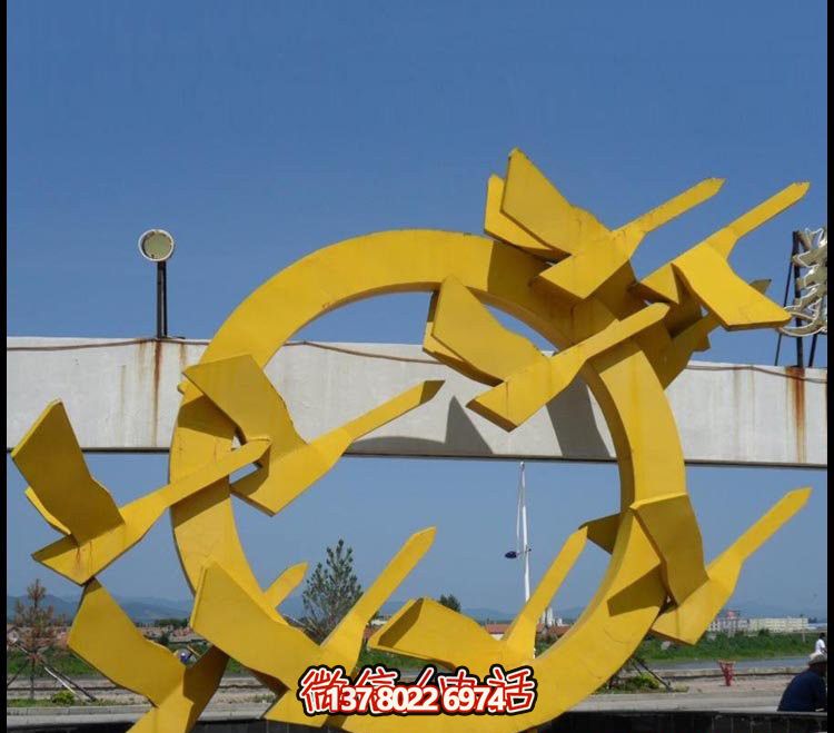 不锈钢公园彩绘抽象大雁雕塑 不锈钢公园彩绘抽象大雁雕塑