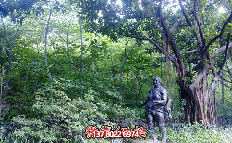 公园西方不锈钢仿铜人物景观女孩雕塑 公园西方不锈钢仿铜人物景观女孩雕塑