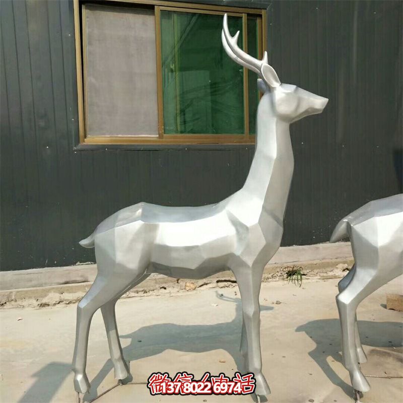 几何不锈钢抛光鹿雕塑 几何不锈钢抛光鹿雕塑