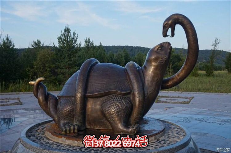 公园里摆放的抬头的办理变更创意玄武雕塑 公园里摆放的抬头的办理变更创意玄武雕塑