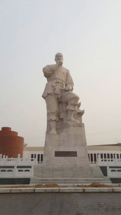 17米高鲁班