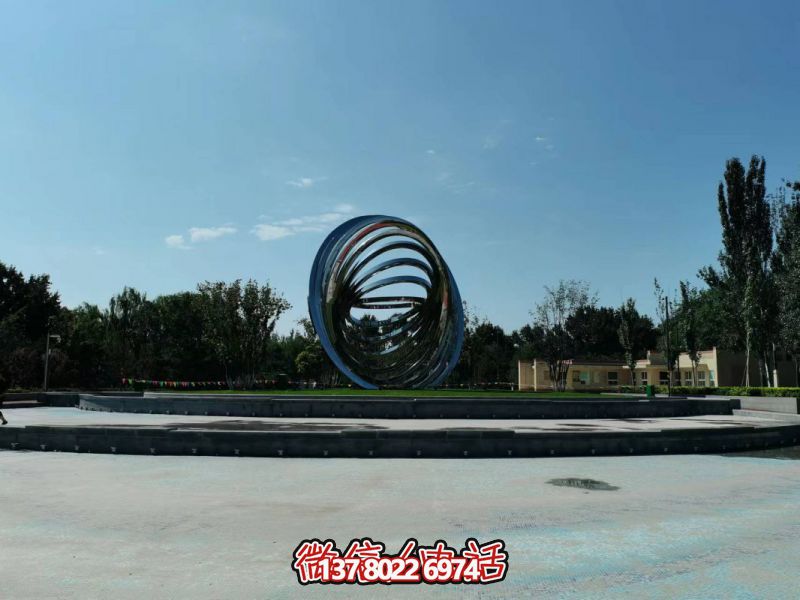 异形不锈钢圆环雕塑