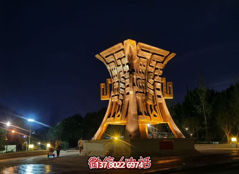 不锈钢景观鼎夜景灯光照射效果 不锈钢景观鼎夜景灯光照射效果